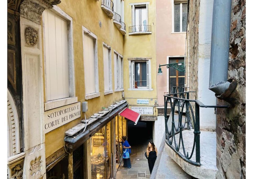 Sweet Time Venice, Luxury San Marco Frezzaria Apt! エクステリア 写真
