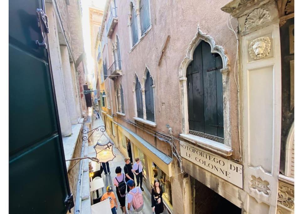 Sweet Time Venice, Luxury San Marco Frezzaria Apt! エクステリア 写真