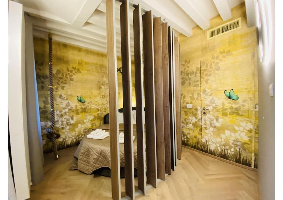 Sweet Time Venice, Luxury San Marco Frezzaria Apt! エクステリア 写真