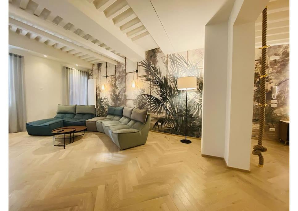 Sweet Time Venice, Luxury San Marco Frezzaria Apt! エクステリア 写真