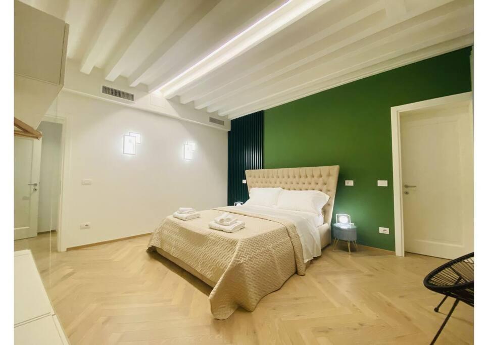 Sweet Time Venice, Luxury San Marco Frezzaria Apt! エクステリア 写真